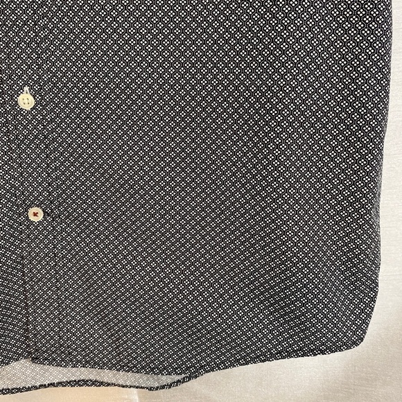 Tommy Hilfiger Short Sleeve Button-Down Shirt  Navy Blue Mens Lg - Picture 7 of 10